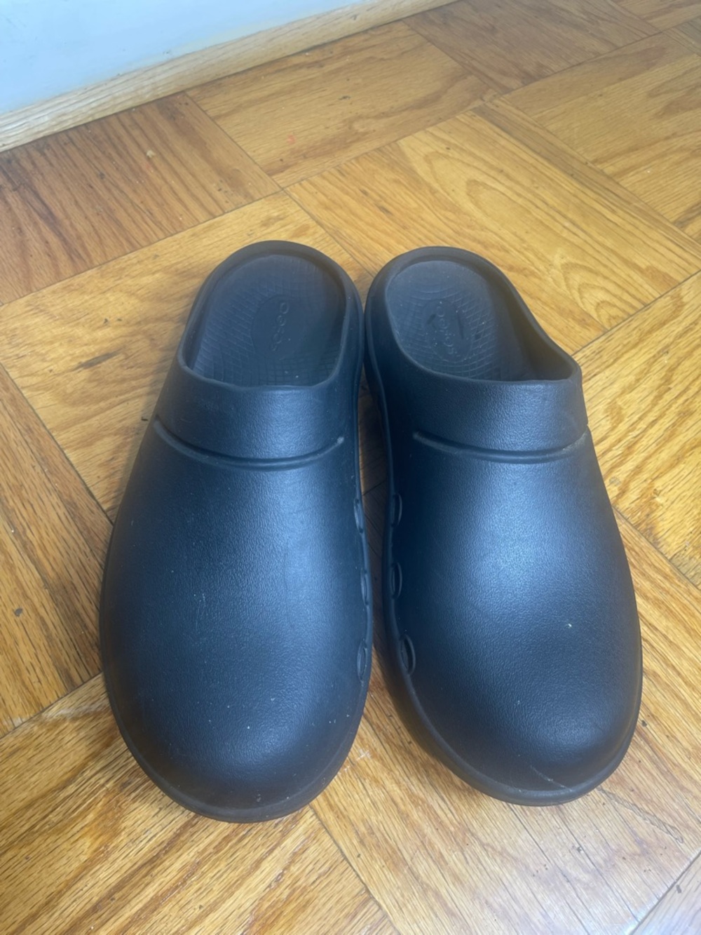 OOFOS OOcloog Recovery Clog Mens 10 Womens 12 black Comfort Shoes Unisex Slip-On